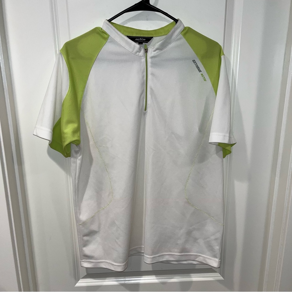 Extreme Activ fnc kolon bicycle t-shirt adult size 105 white & green 1/4 zip